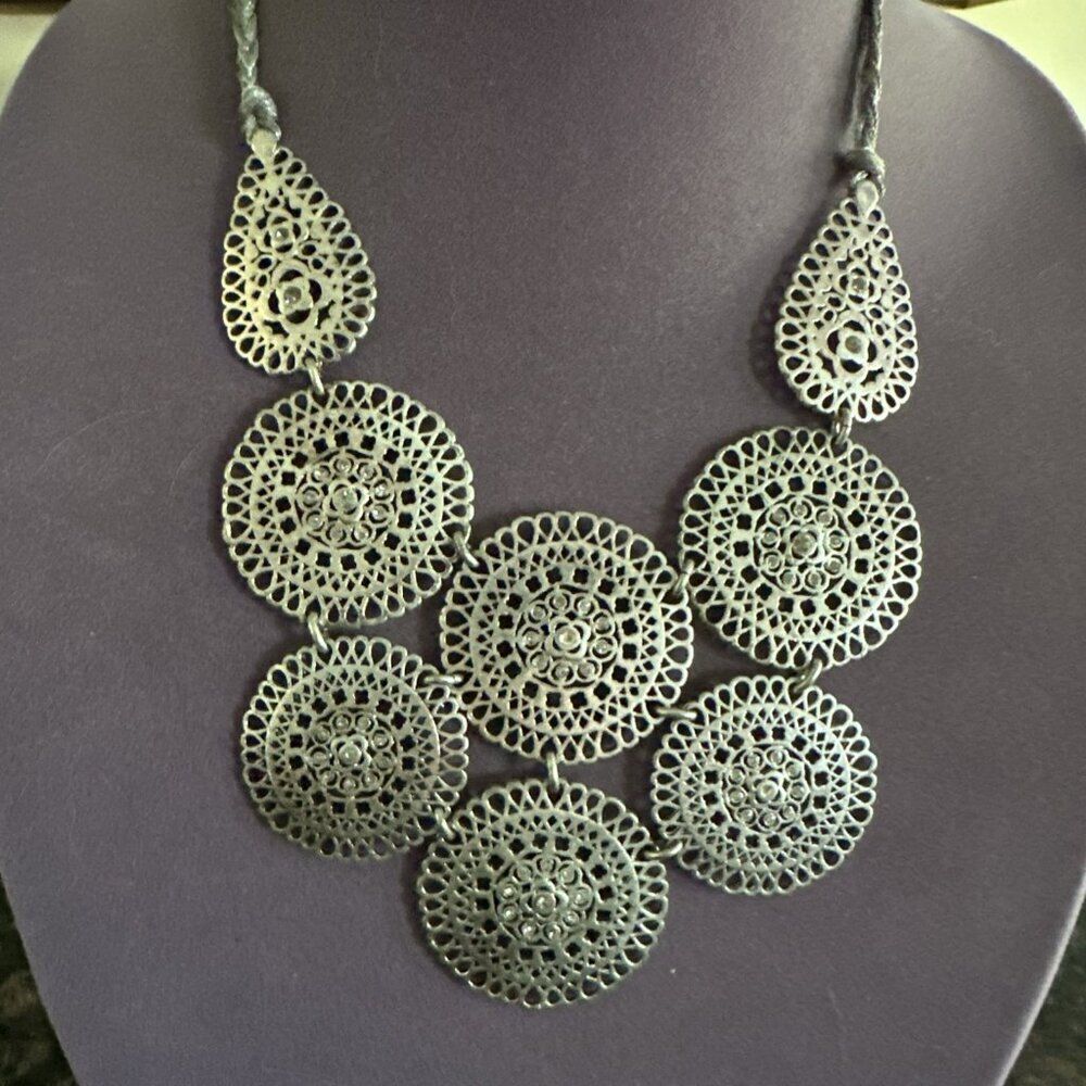 Stella and Dot Retired Medina Silver Tone Medallion Statement Necklace 18-20"